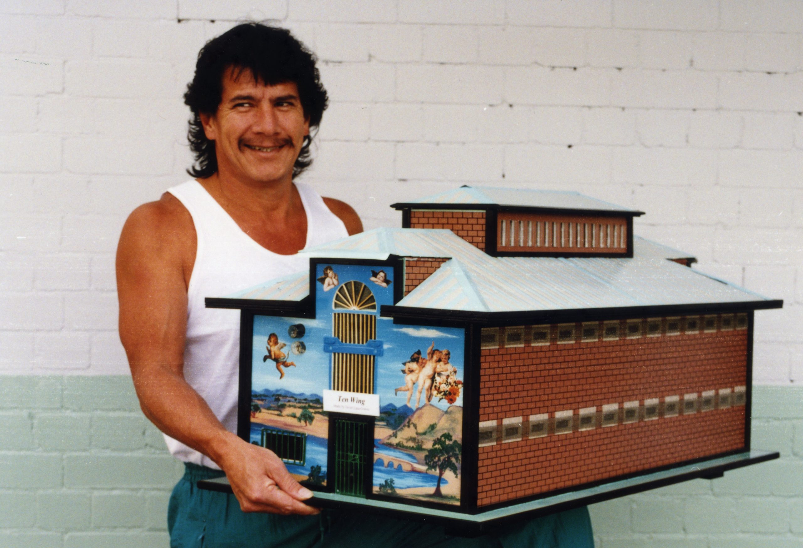 javier holding ten wing 8